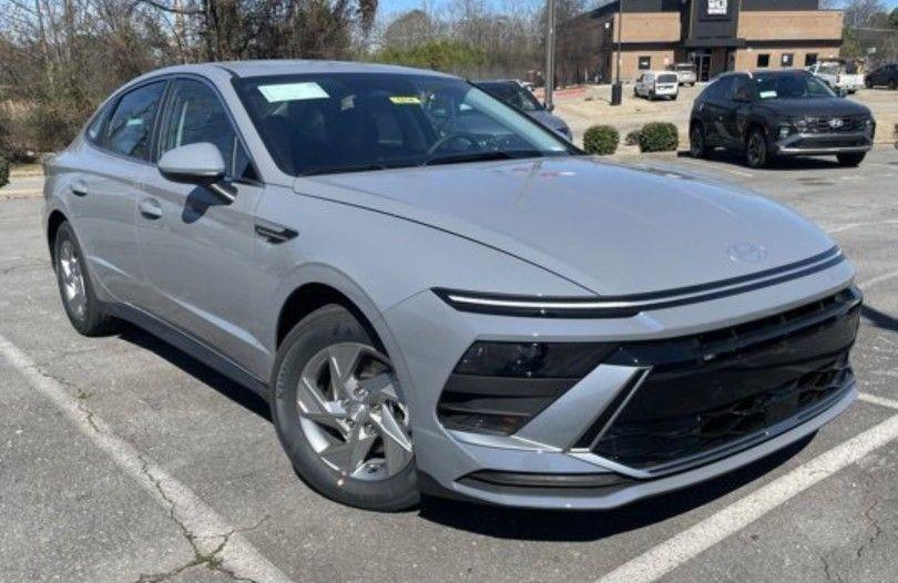 new 2025 Hyundai Sonata car, priced at $27,110