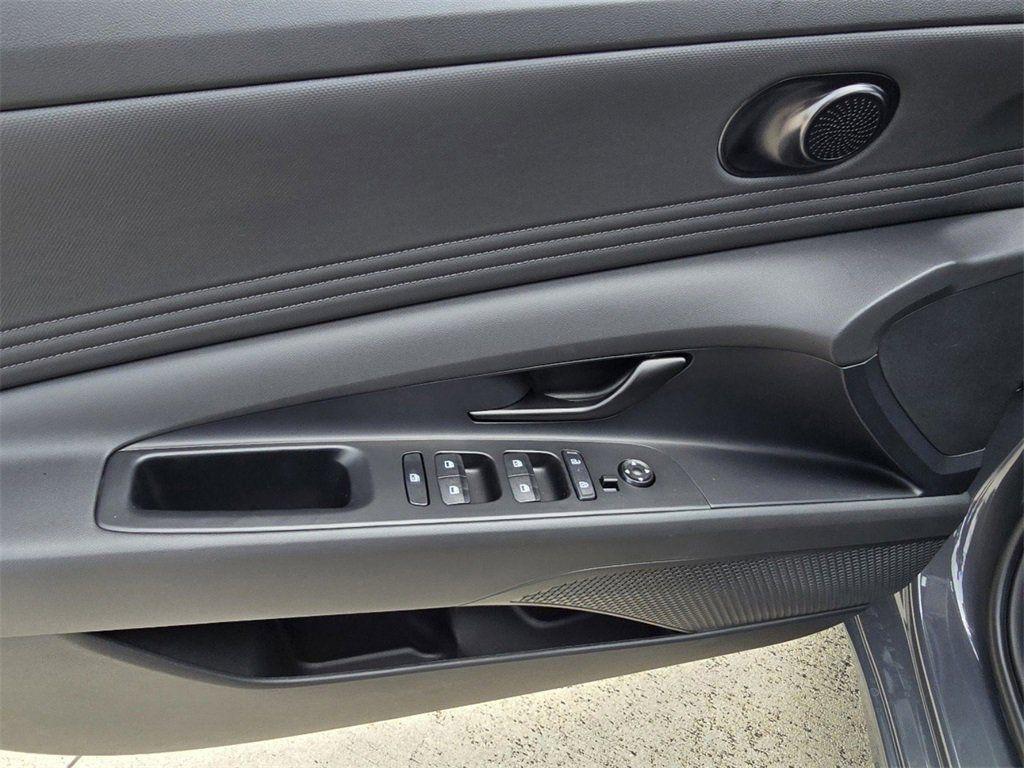 new 2025 Hyundai Elantra car, priced at $25,814