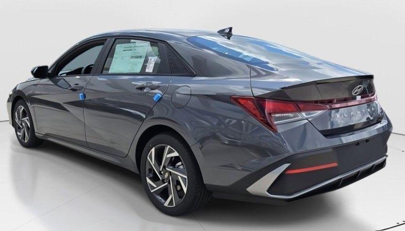 new 2025 Hyundai Elantra car, priced at $25,814