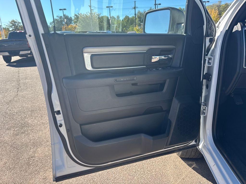 used 2024 Ram 1500 Classic car, priced at $32,592