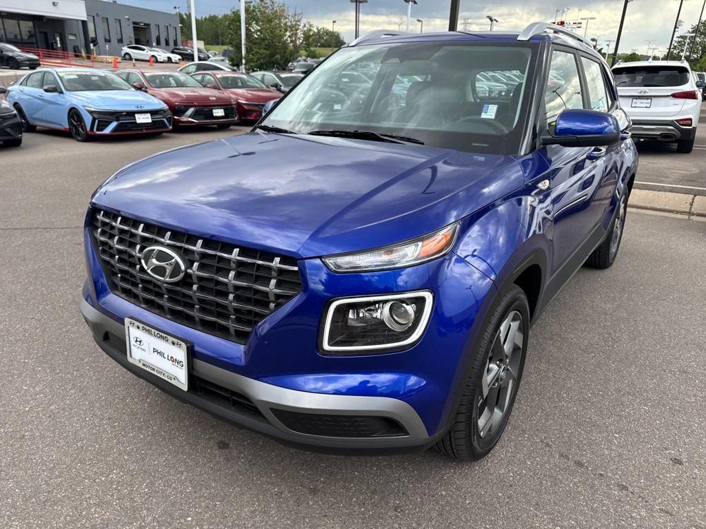 used 2025 Hyundai Venue car, priced at $24,991