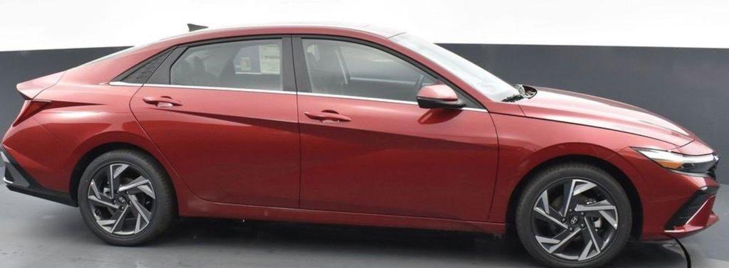 new 2024 Hyundai Elantra HEV car, priced at $29,205