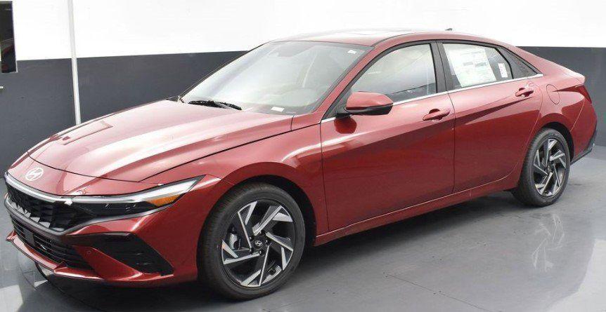 new 2024 Hyundai Elantra HEV car, priced at $29,205