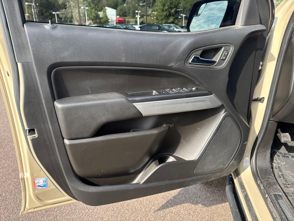used 2022 Chevrolet Colorado car, priced at $37,789