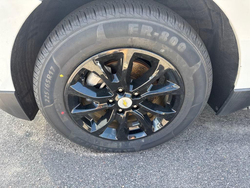 used 2018 Chevrolet Equinox car, priced at $13,293