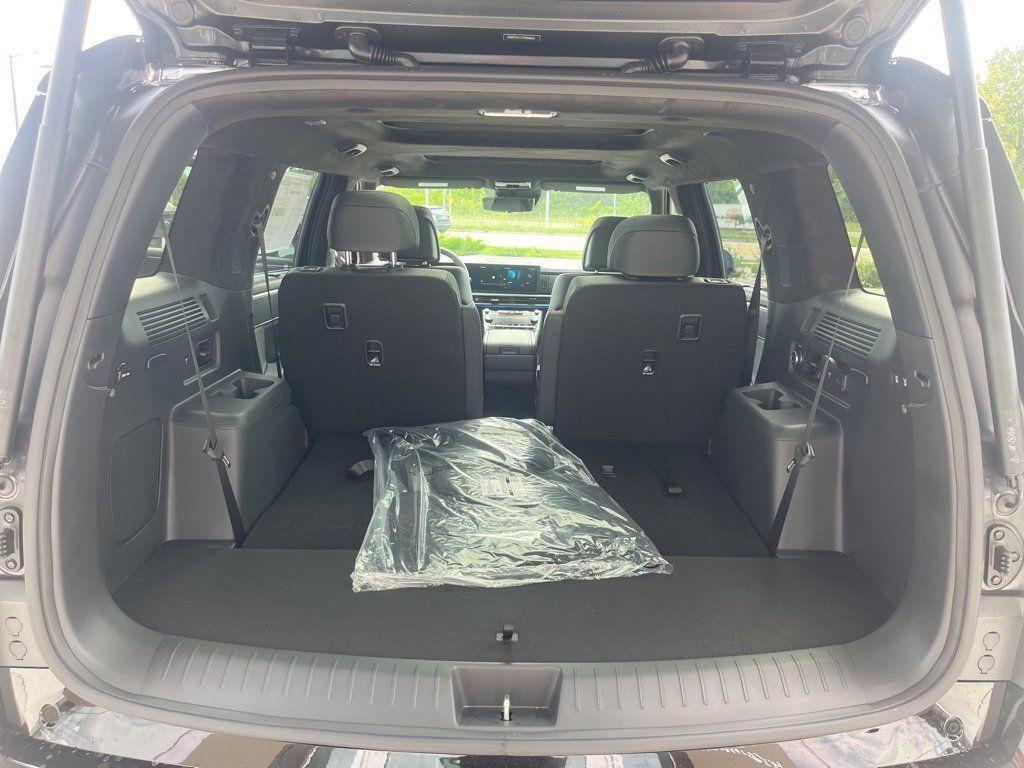 new 2025 Hyundai Santa Fe car, priced at $48,435