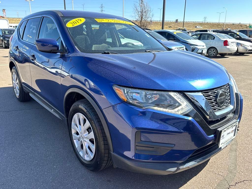 used 2019 Nissan Rogue car, priced at $17,689