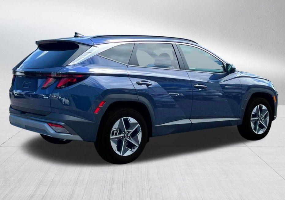 new 2025 Hyundai Tucson car, priced at $36,894