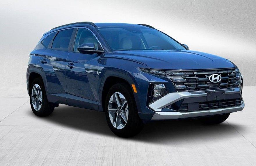 new 2025 Hyundai Tucson car, priced at $36,894