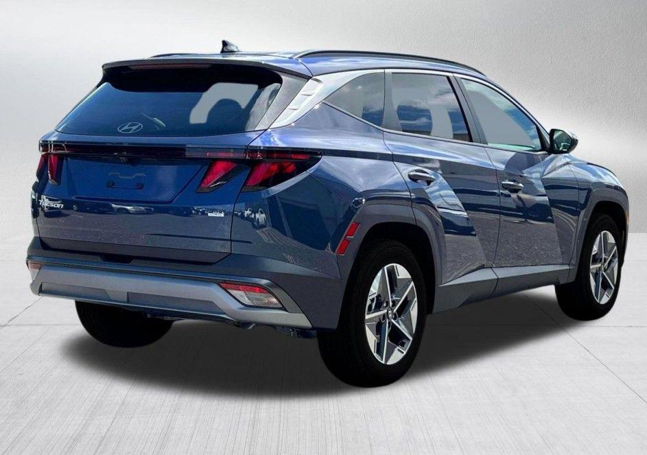 new 2025 Hyundai Tucson car, priced at $36,894