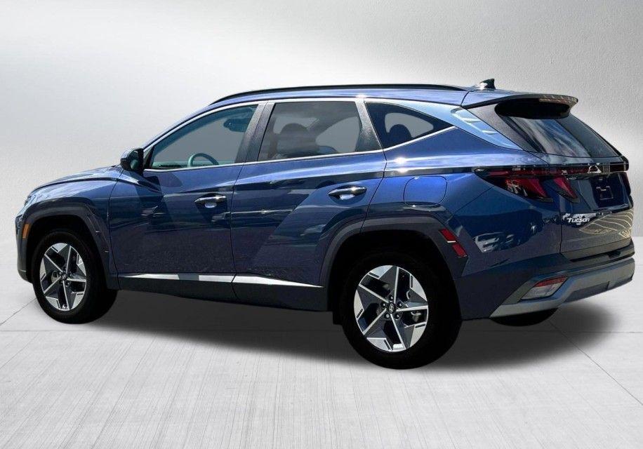 new 2025 Hyundai Tucson car, priced at $36,894