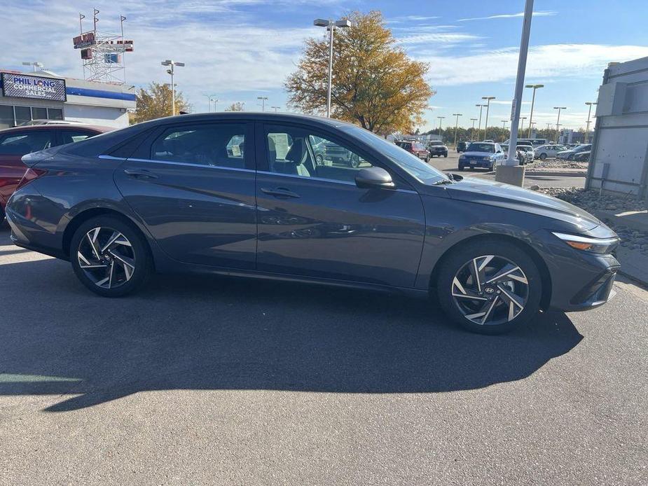 new 2024 Hyundai Elantra car, priced at $22,805