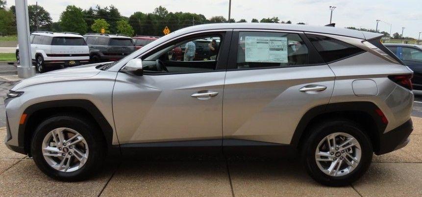 new 2025 Hyundai Tucson car, priced at $33,224