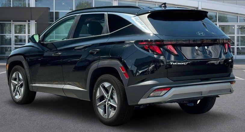 new 2025 Hyundai Tucson car, priced at $32,270