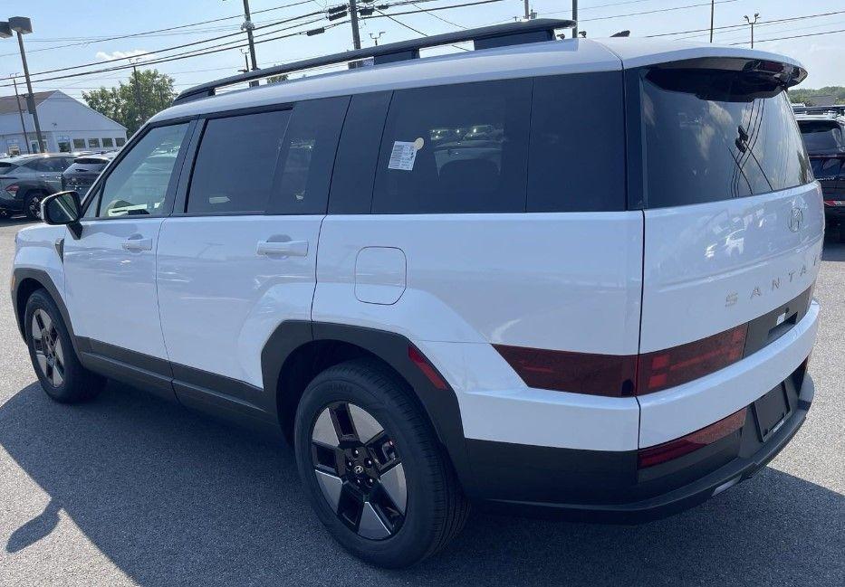 new 2025 Hyundai Santa Fe HEV car, priced at $41,269