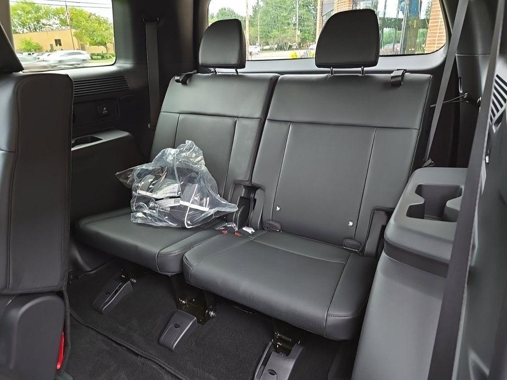 new 2025 Hyundai Santa Fe car, priced at $43,615