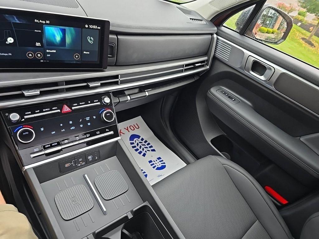 new 2025 Hyundai Santa Fe car, priced at $43,615