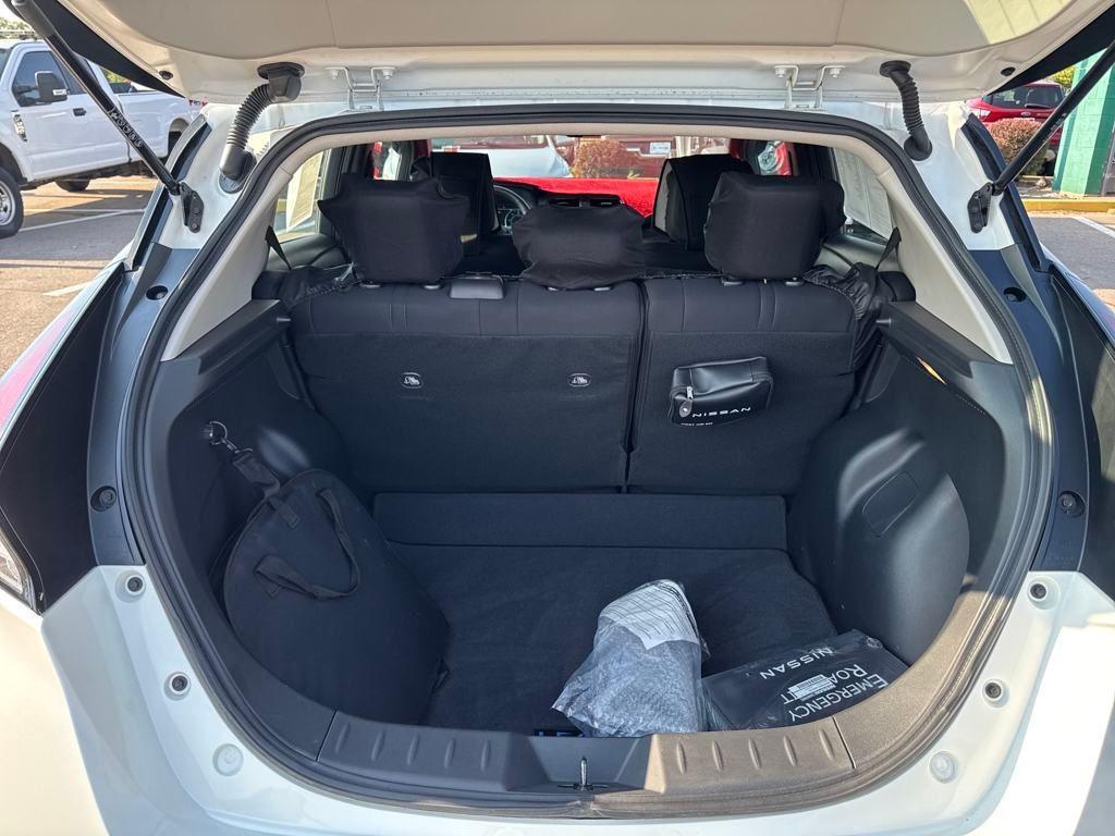 used 2025 Nissan Leaf car, priced at $21,886