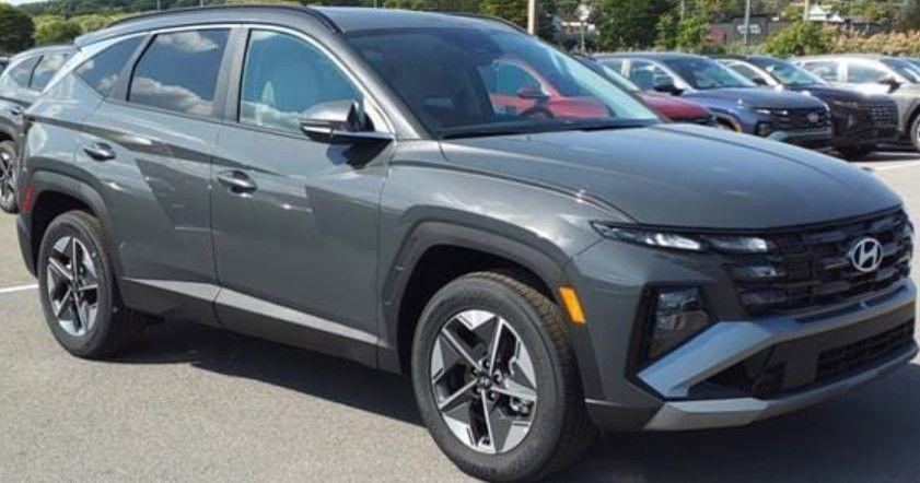 new 2025 Hyundai Tucson car, priced at $36,904