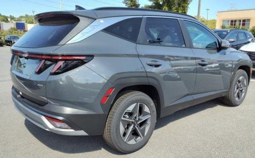 new 2025 Hyundai Tucson car, priced at $36,904
