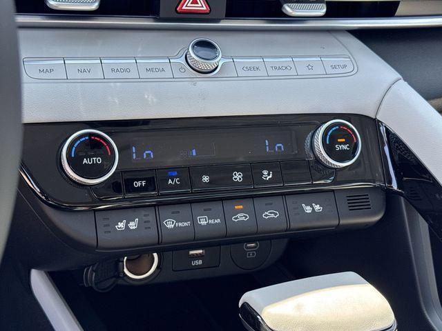 new 2025 Hyundai Elantra car, priced at $29,429