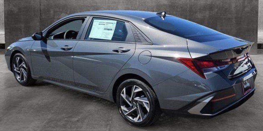 new 2025 Hyundai Elantra car, priced at $27,280