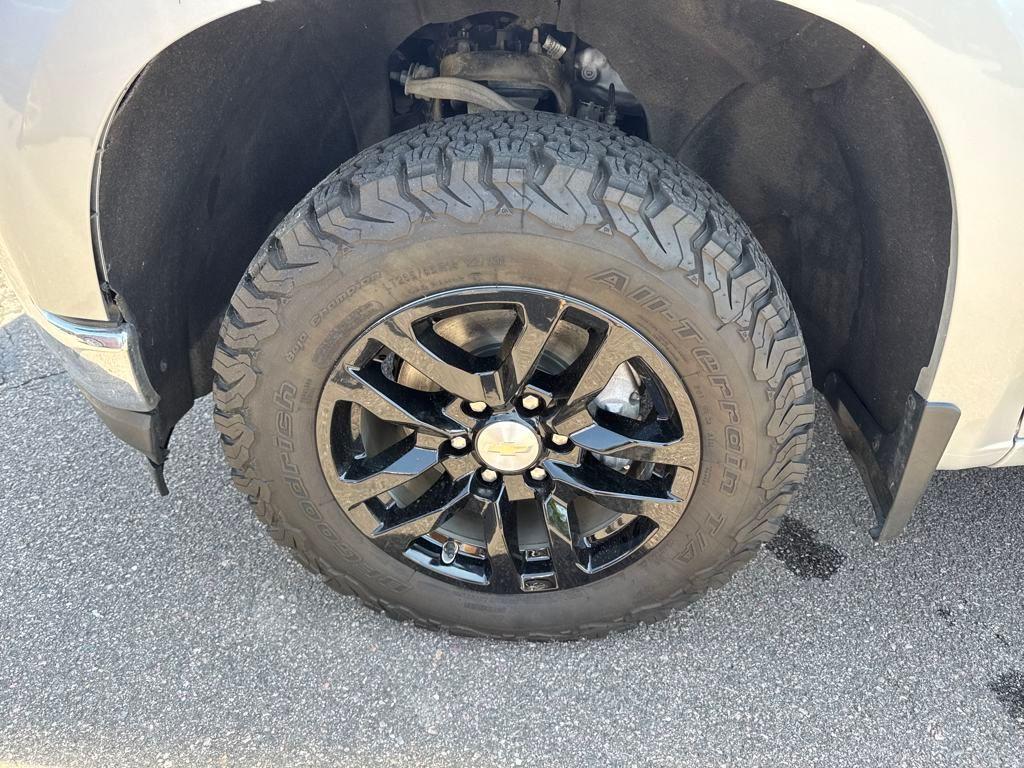 used 2021 Chevrolet Silverado 1500 car, priced at $32,392