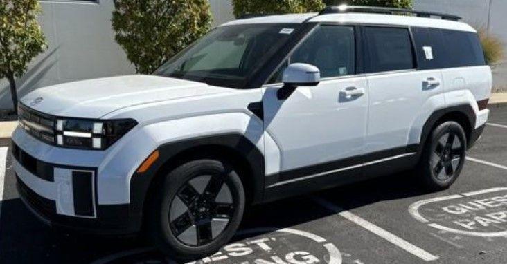 new 2025 Hyundai SANTA FE HEV car, priced at $42,220