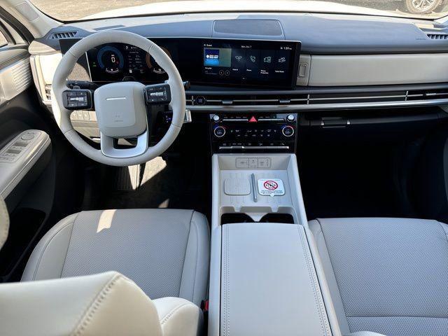 new 2025 Hyundai SANTA FE HEV car, priced at $42,220