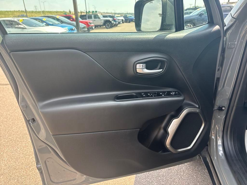 used 2020 Jeep Renegade car, priced at $16,994