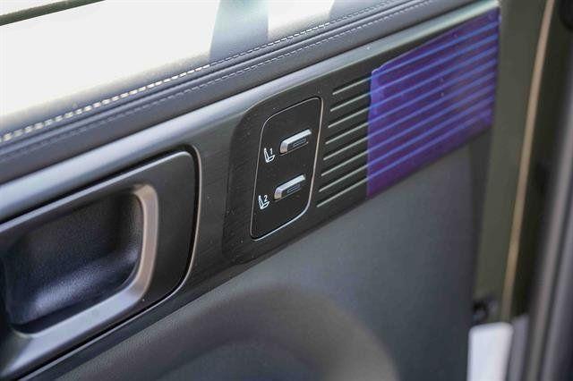 new 2025 Hyundai SANTA FE HEV car, priced at $53,809