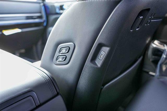 new 2025 Hyundai SANTA FE HEV car, priced at $53,809