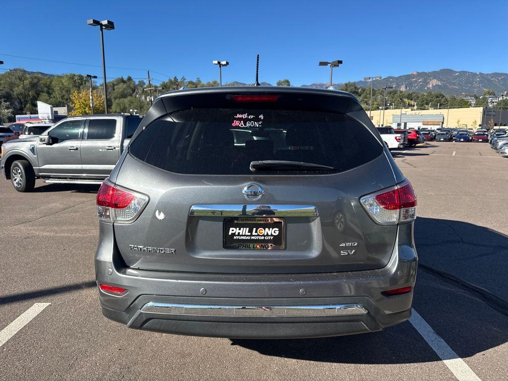used 2015 Nissan Pathfinder car, priced at $9,989