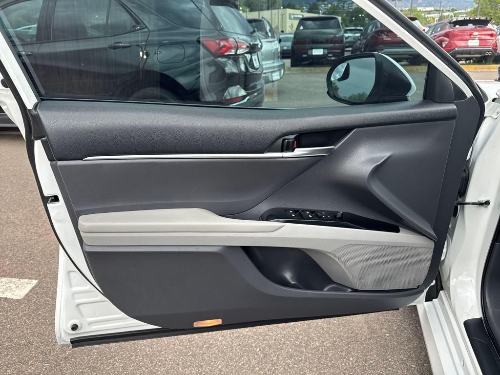used 2019 Toyota Camry Hybrid car, priced at $22,989