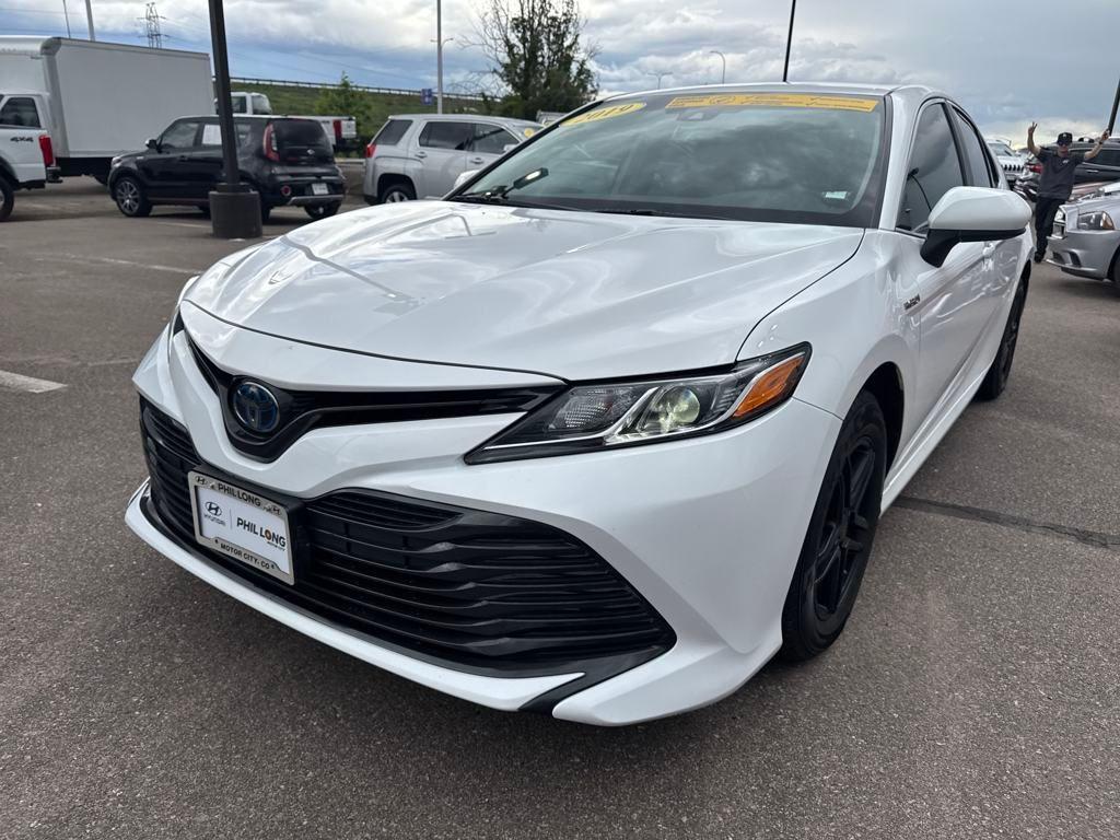 used 2019 Toyota Camry Hybrid car, priced at $22,989