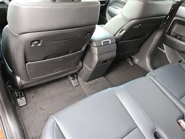 new 2025 Hyundai SANTA FE HEV car, priced at $47,925