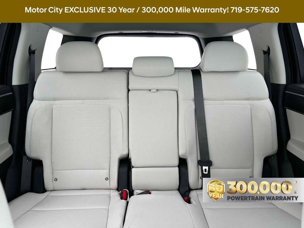 new 2026 Hyundai SANTA FE HEV car, priced at $33,685