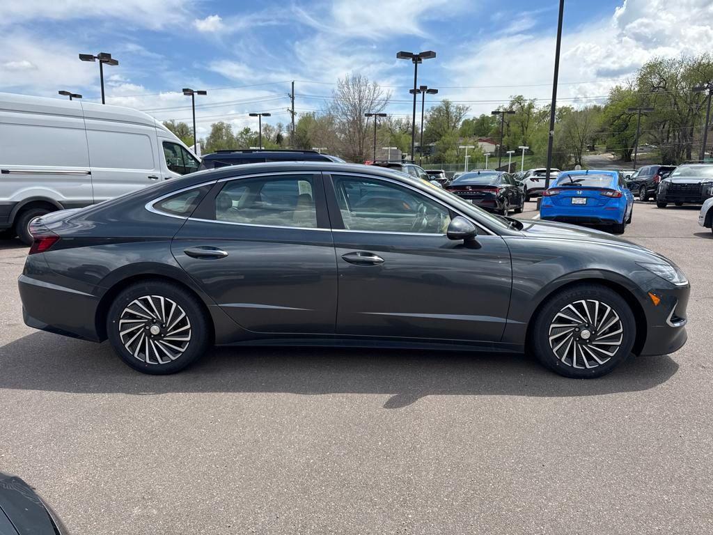 used 2022 Hyundai Sonata Hybrid car, priced at $21,494