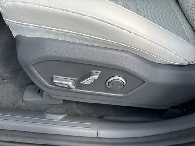 new 2025 Hyundai Santa Fe car, priced at $38,720