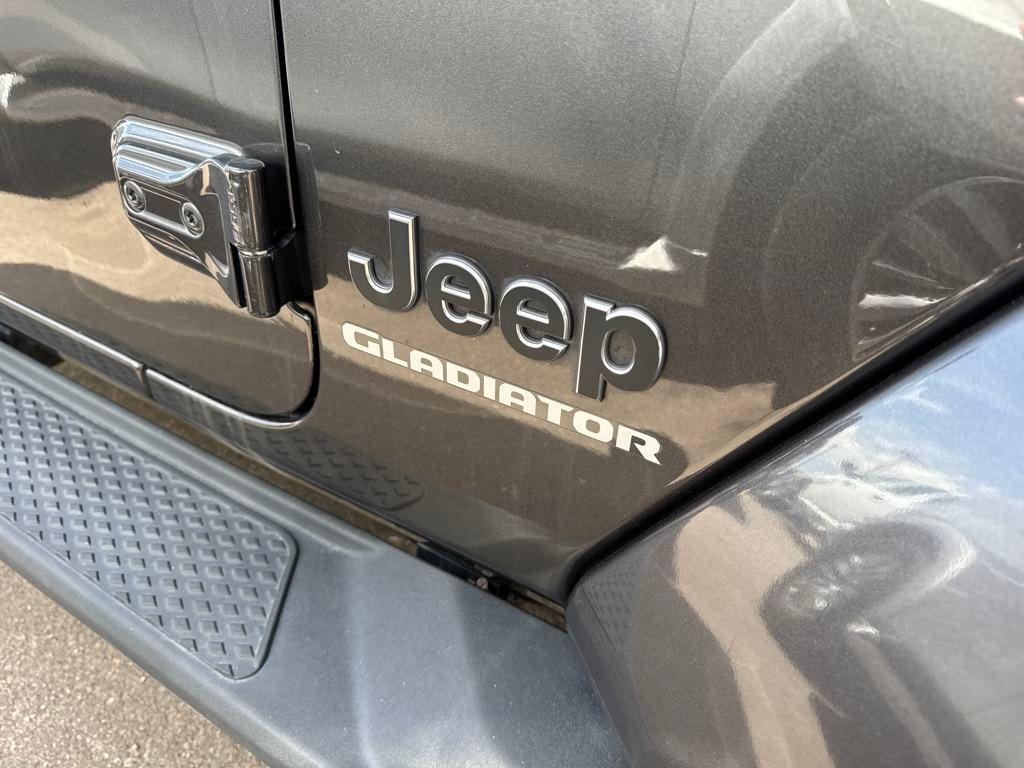 used 2022 Jeep Gladiator car, priced at $36,989