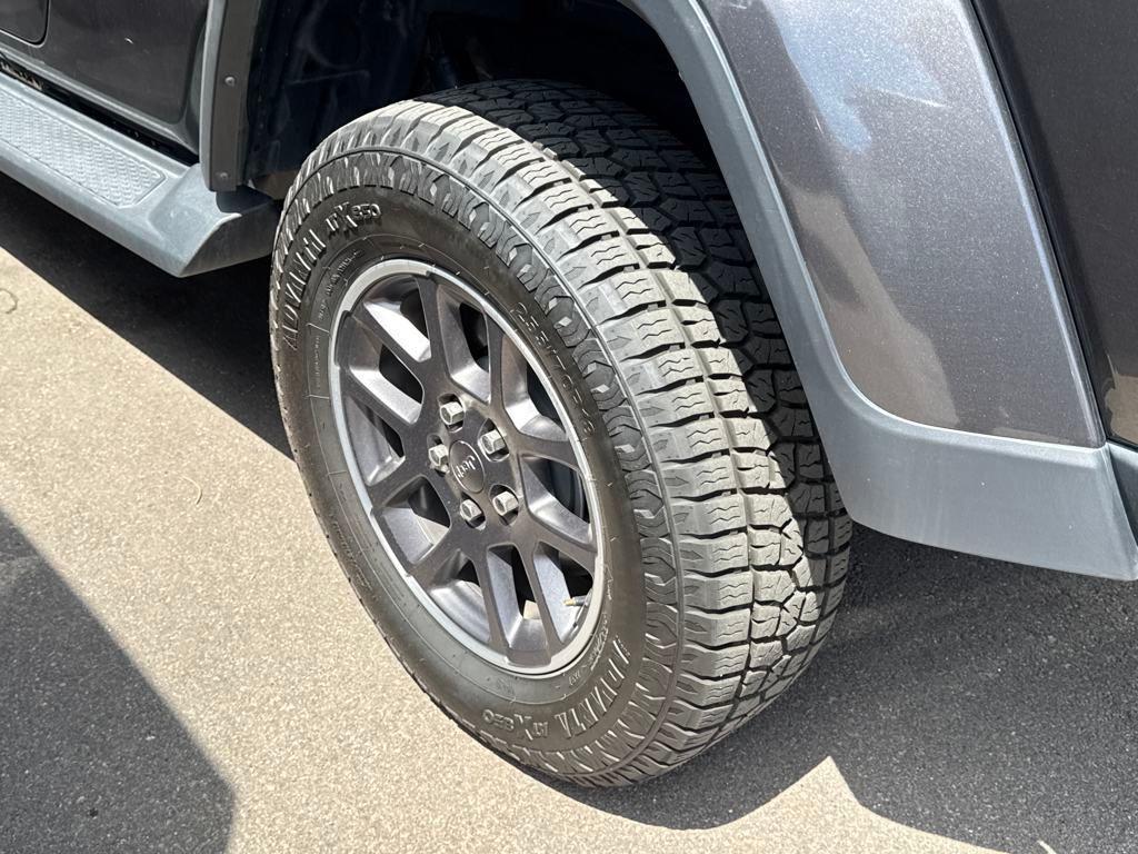 used 2022 Jeep Gladiator car, priced at $36,989