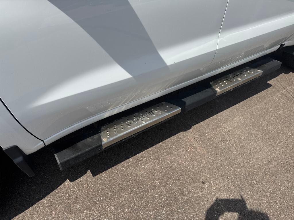 used 2022 Chevrolet Silverado 1500 car, priced at $30,989