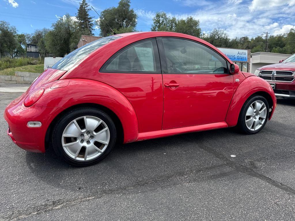 used 2002 Volkswagen New Beetle car, priced at $3,277
