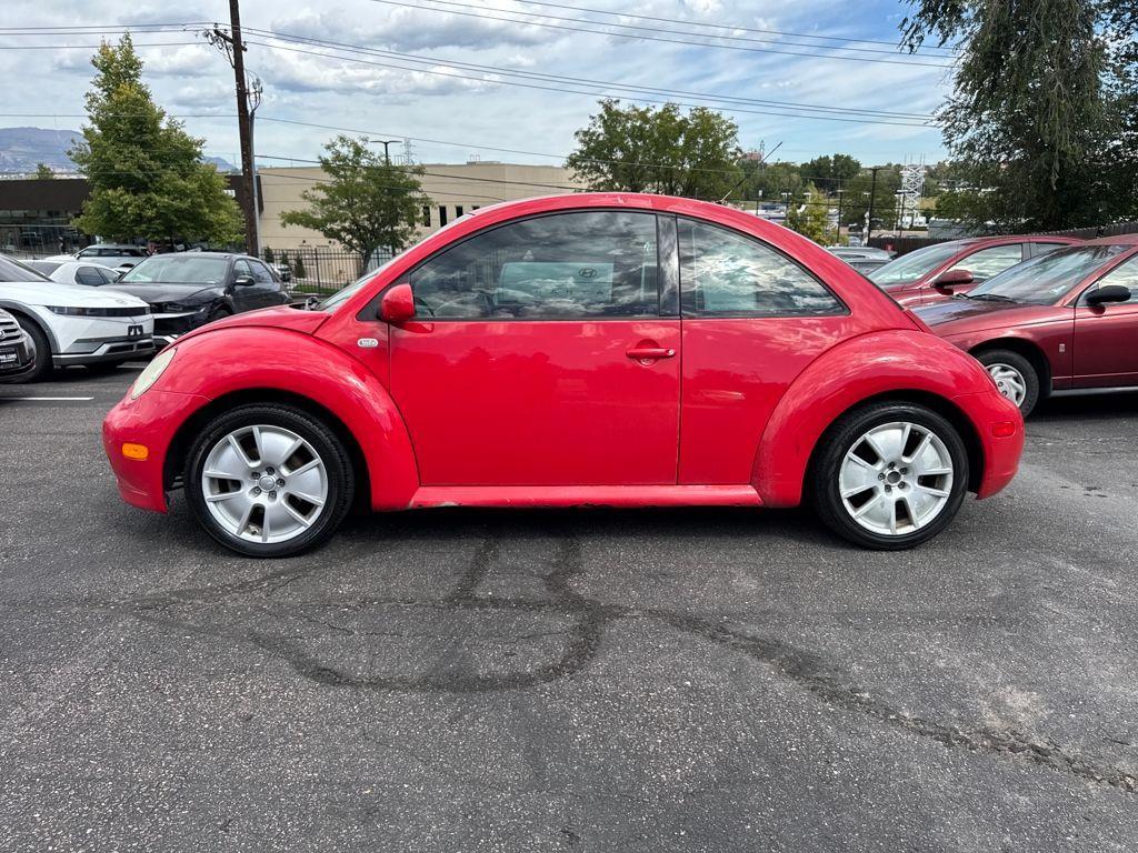 used 2002 Volkswagen New Beetle car, priced at $3,277