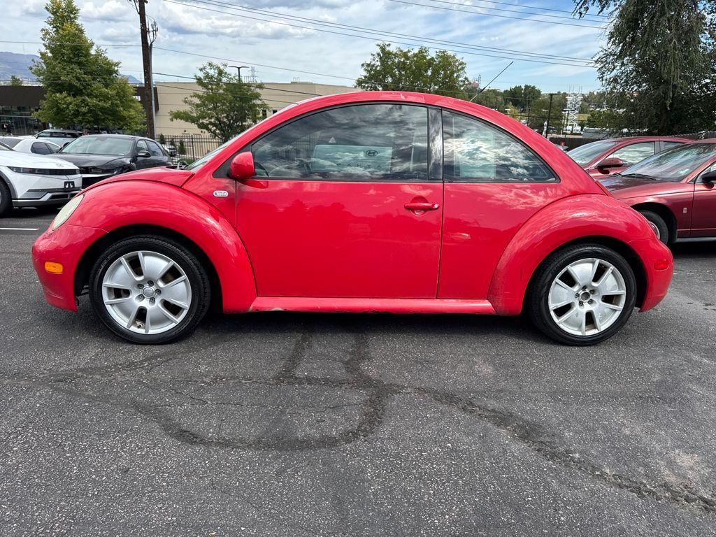 used 2002 Volkswagen New Beetle car, priced at $3,277