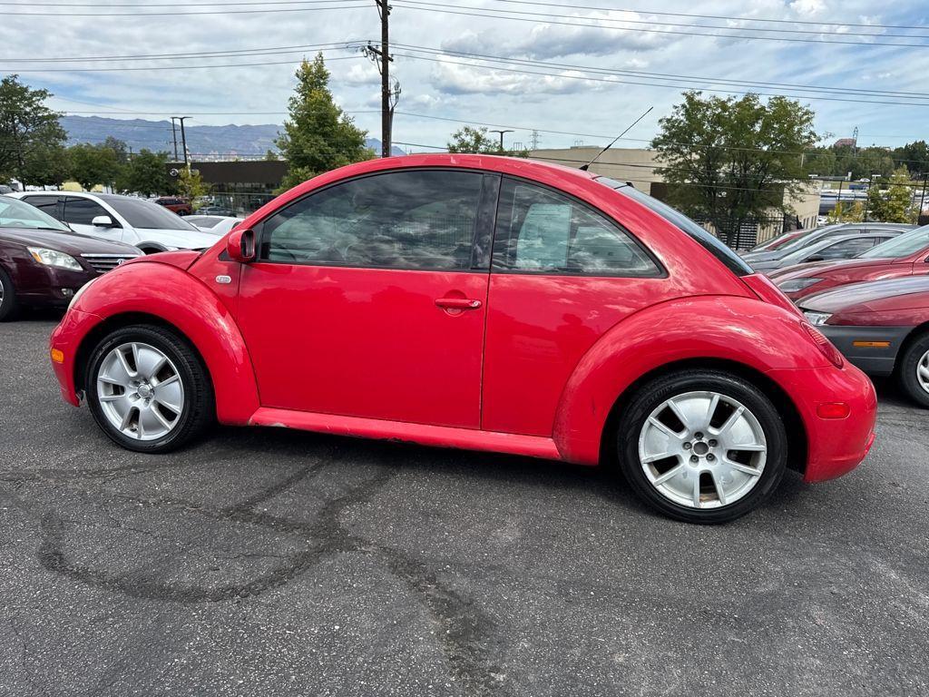 used 2002 Volkswagen New Beetle car, priced at $3,277
