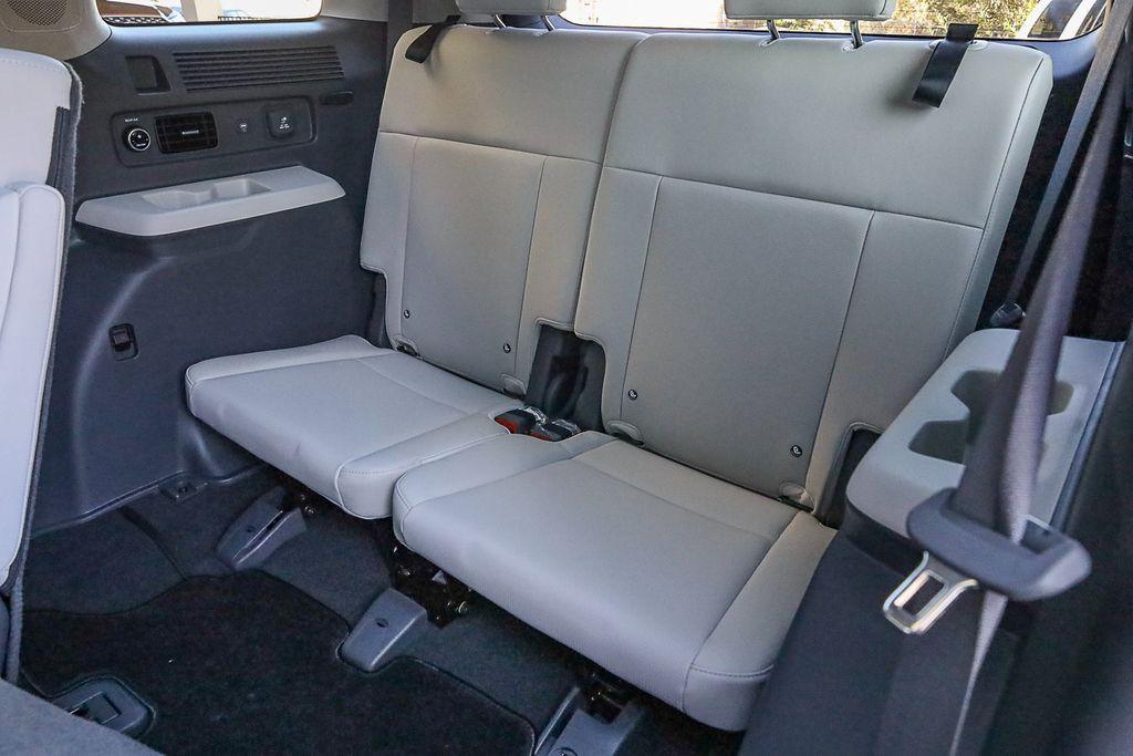 new 2025 Hyundai SANTA FE HEV car, priced at $53,629