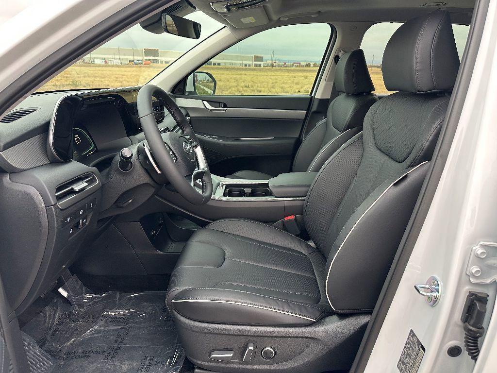 new 2025 Hyundai Palisade car, priced at $47,810