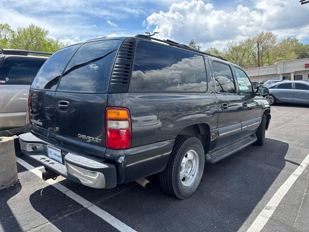 used 2003 Chevrolet Suburban car, priced at $5,977
