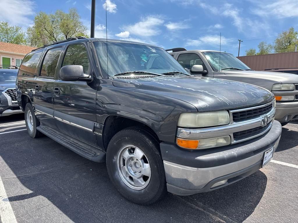used 2003 Chevrolet Suburban car, priced at $5,977